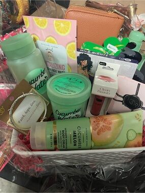 Cucumber Watermelon Body Care Gift Set - Green